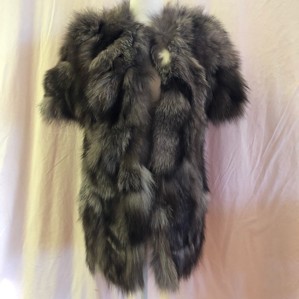 Cap Sleeve Silver Fox Fur Coat